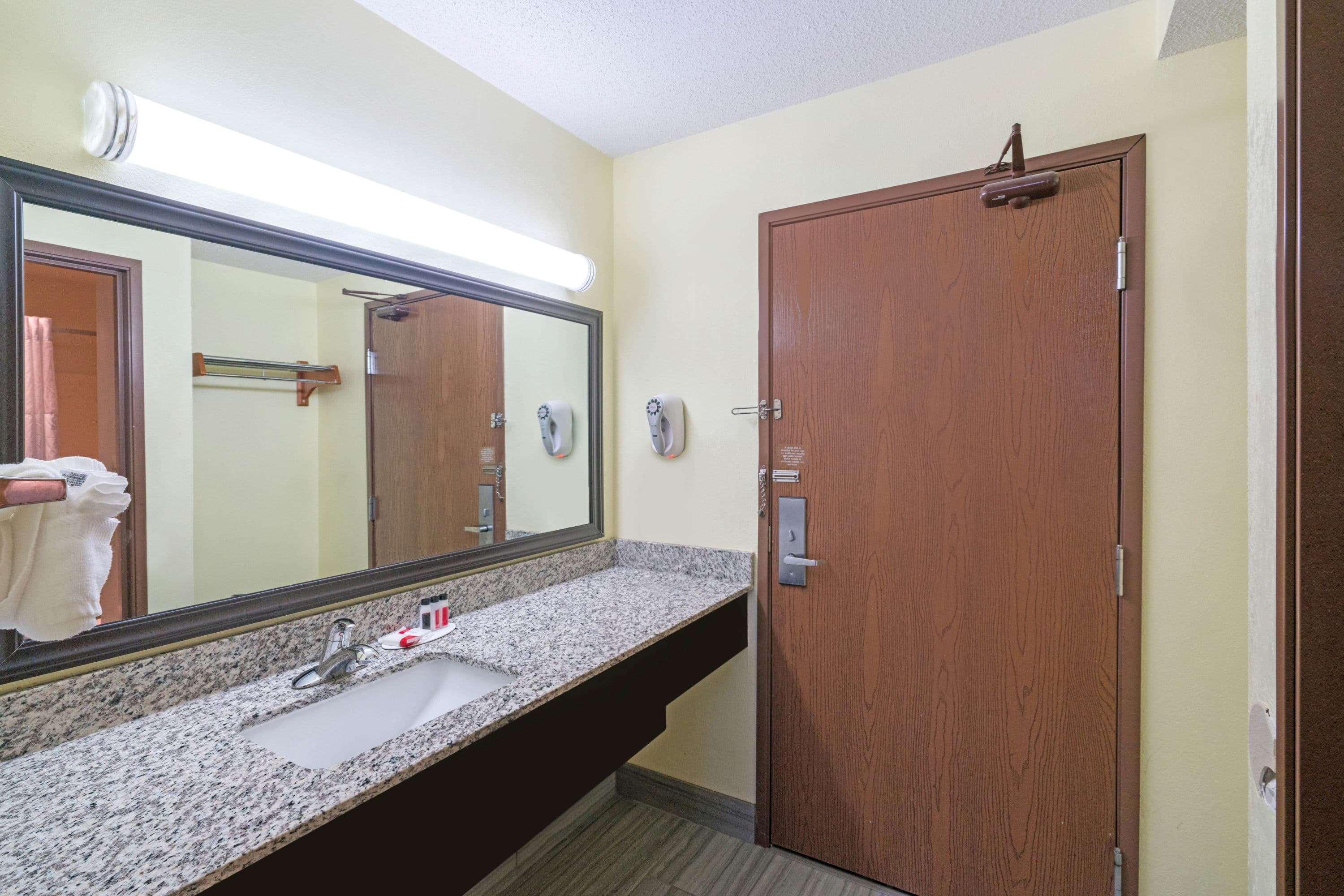 Comfort Inn & Suites Brentwood Dış mekan fotoğraf