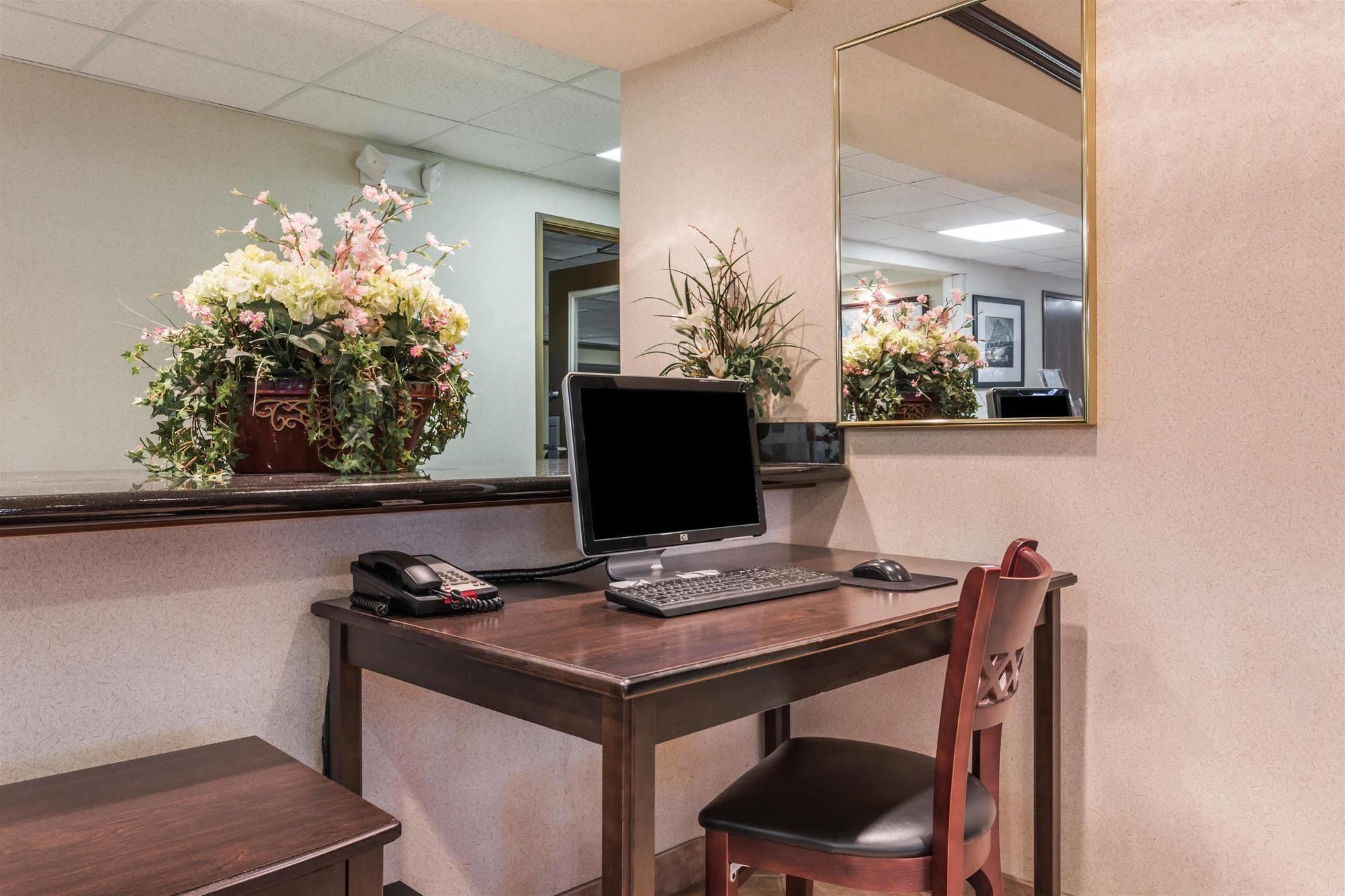 Comfort Inn & Suites Brentwood Dış mekan fotoğraf